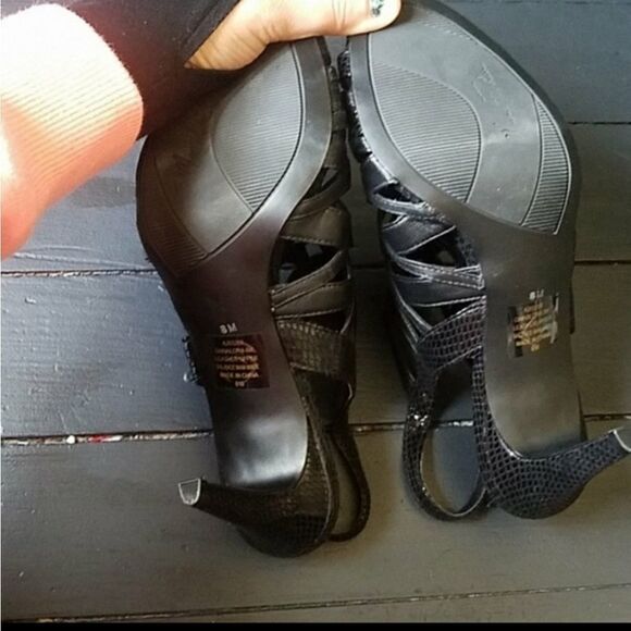 🌼 NWOT Marc Fisher Heels - Picture 6 of 8